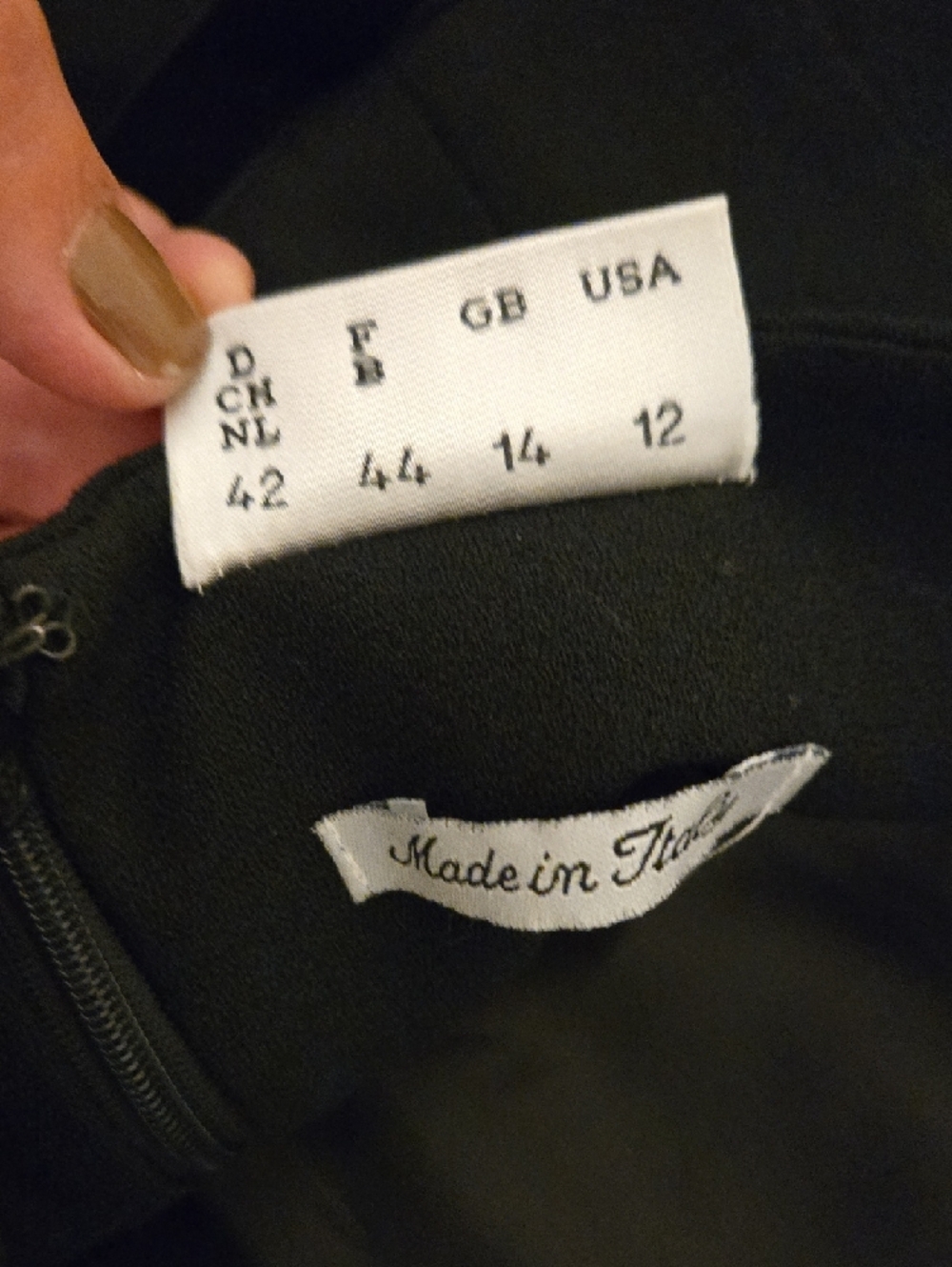 Pianoforte Di Maxmara Classic Black Cap-Sleeve Sheath Dress - Picture 3 of 7